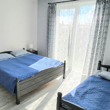 Emada- Pokoje Goscinne I Studia Ostrowo  Habitación foto